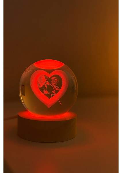 Kalp ve Gül Figürlü LED Işıklı USB Bağlantılı Renk Değiştiren 3D Cam Küre Gece Lambası indirimleri