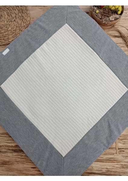 Yenidoğan Teri Cotton Taç Nakışlı Prizma Taş Kundak Bebek Battaniyesi Krem modelleri