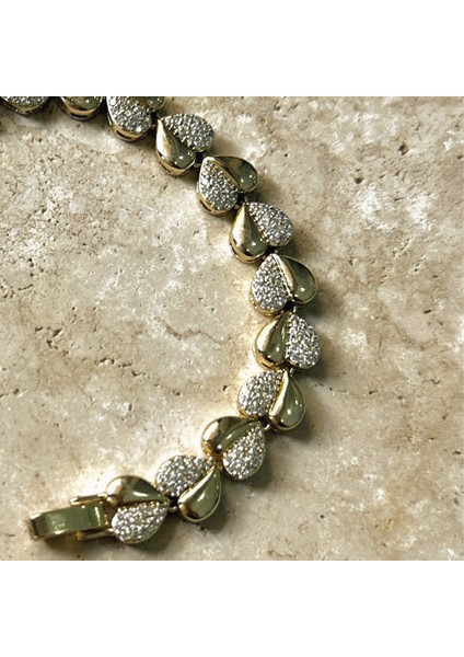 Vıp Seri Kalpli Zirkon Bileklik Gold fiyatları