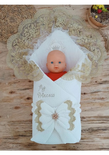 Yenidoğan Pamuk Taç Benim Prensesim Nakışlı Trilüks Kundak Bebek Battaniyesi Ekru fiyatları