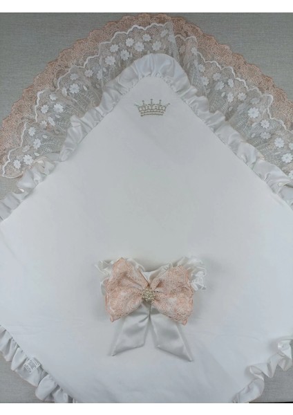 Yenidoğan Sahra Taç Nakışlı Trilüks Kundak Bebek Battaniyesi Ekru modelleri