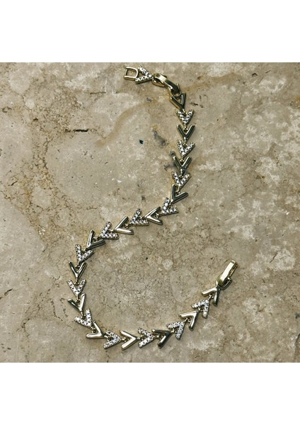 Vıp Seri Ok Zirkon Bileklik Gold fiyatları