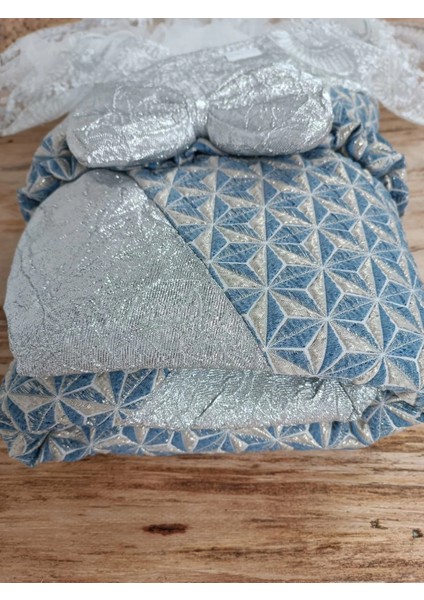Yenidoğan Piramit Desenli Güpür Işlemeli Bebek Battaniyesi Kundak Gümüş modelleri