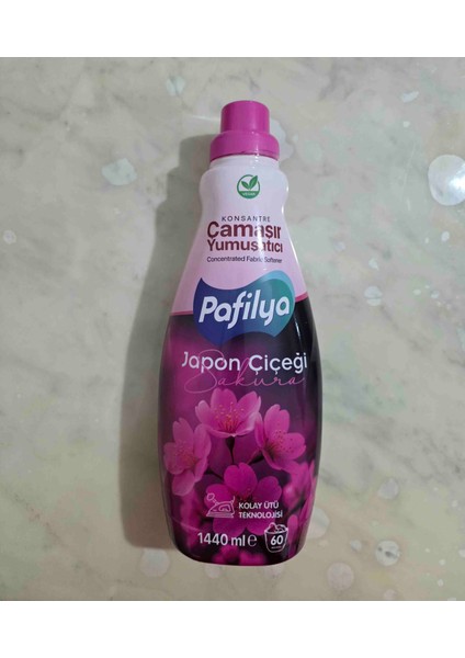 Japon Çiçeği 1440 ml Konsantre Yumuşatıcı