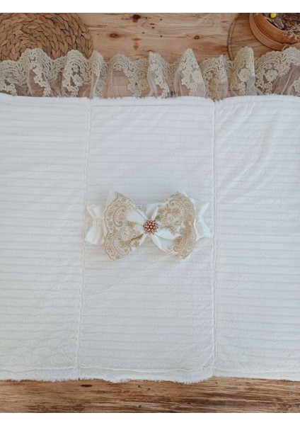 Yenidoğan Beyaz Wool Yün Kumaş Taç Nakışlı Trilüks Kundak Bebek Battaniyesi indirimleri