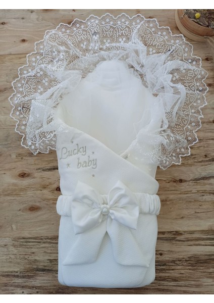 Yenidoğan Sahra Lucky Baby Nakışlı Kundak Bebek Battaniyesi