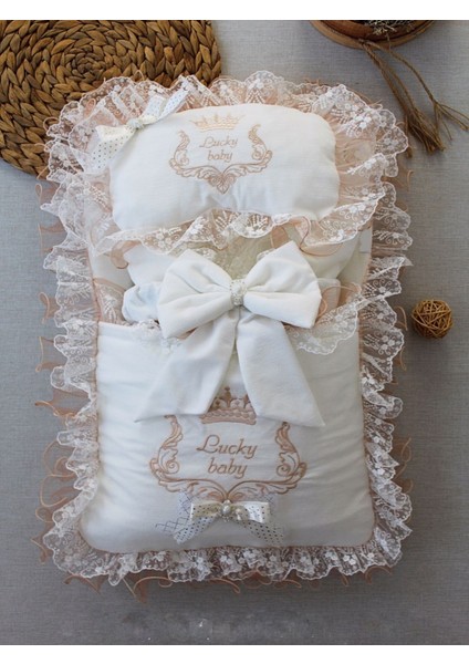 Yenidoğan Nil Taç Nakışlı Kundaklı Trilüks 3lü Alt Açma Seti fiyatları