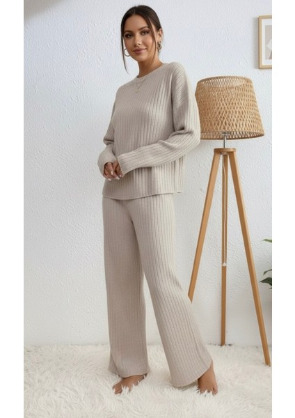 Dokuma Çizgili Triko Alt Üst Takım fırsatları