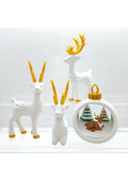 Yılbaşı 4’lü Geyik Figür Seti – Beyaz Altın Boynuzlu Geyik ve Kar Küresi Dekor Seti fiyatları