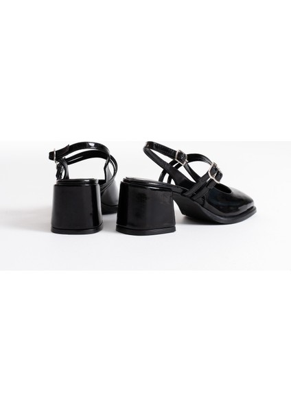 Faye Siyah Rugan Kadın Topuklu Ayakkabı