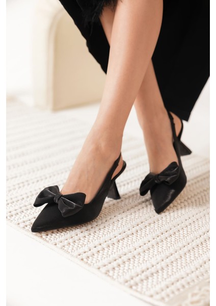 Serra Siyah Özel Malzeme Kadın Topuklu Ayakkabı