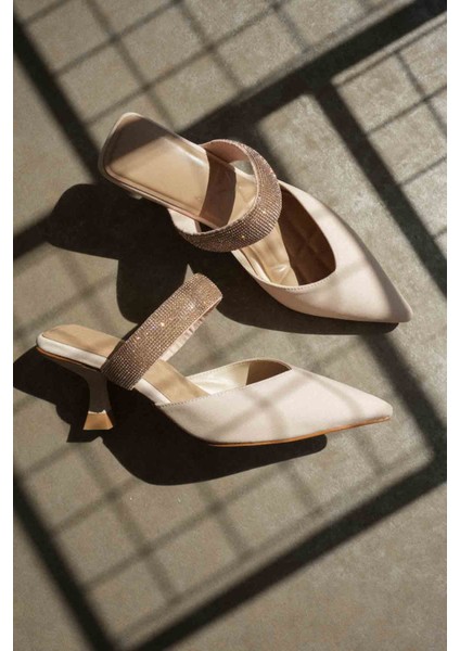 Nina Topuklu Bej Kadın Terlik