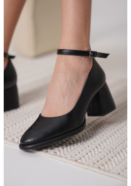 Josephine Kadın Mat Siyah Topuklu Ayakkabı