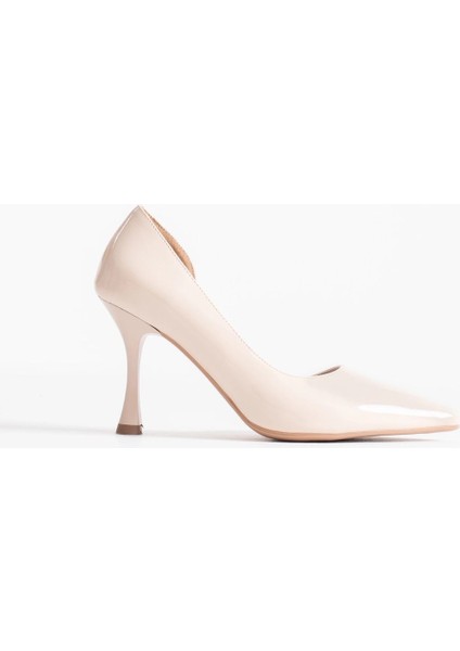 Angela Kadın Bej Rugan Topuklu Ayakkabı