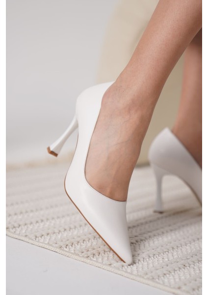 Blade Mat Beyaz Kadın Stiletto