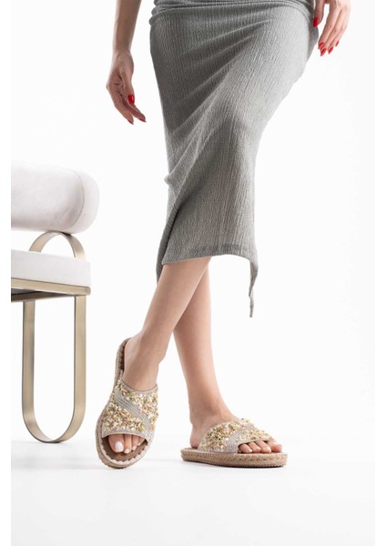 Dennis Kadın Bej Taş Işlemeli Terlik