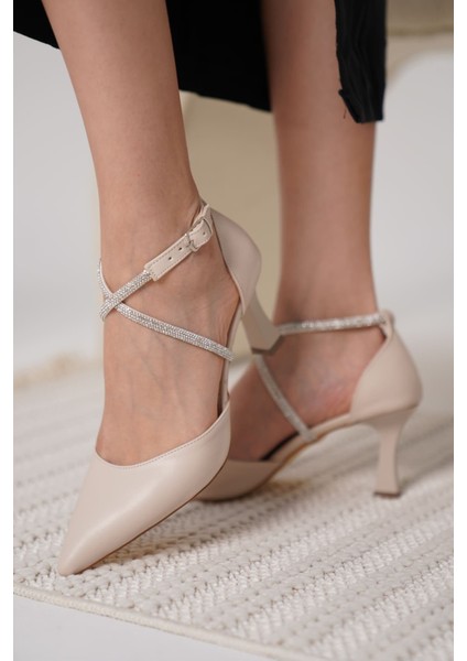 Fiona Taşlı Kadın Bej Topuklu Ayakkabı