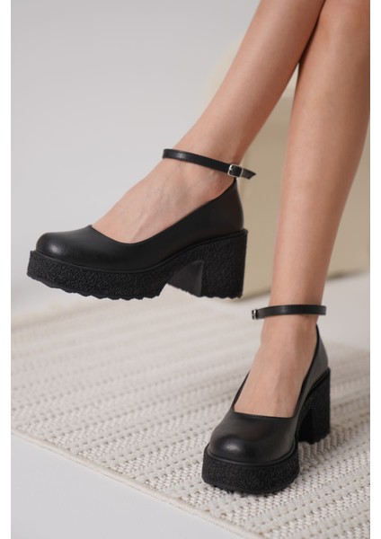 Marla Kadın Siyah Bilekten Baretli Günlük Ayakkabı