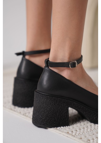 Marla Kadın Siyah Bilekten Baretli Günlük Ayakkabı