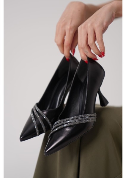 Klay Siyah Cilt Kadın Topuklu Ayakkabı