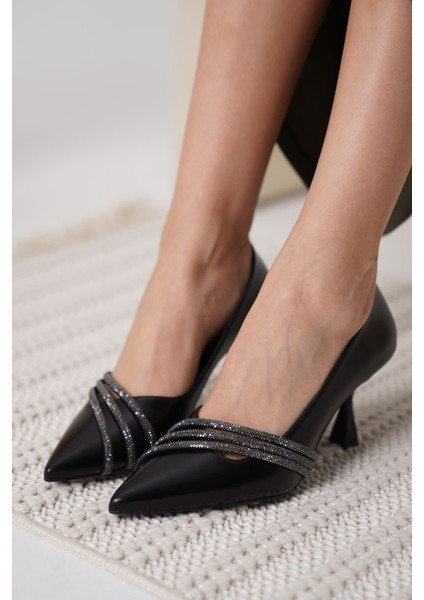 Klay Siyah Cilt Kadın Topuklu Ayakkabı