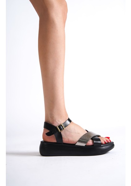 Orwell Siyah Gümüş Detaylı Hakiki Deri Sandalet modelleri