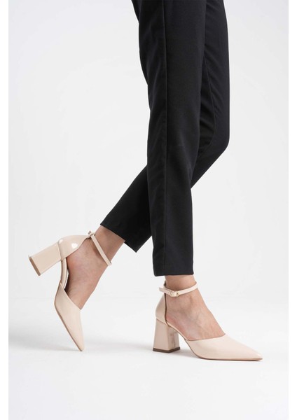 Doren Bej Rugan Kadın Topuklu Ayakkabı fırsatları