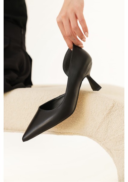 Seraphine Kadın Mat Siyah Topuklu Ayakkabı