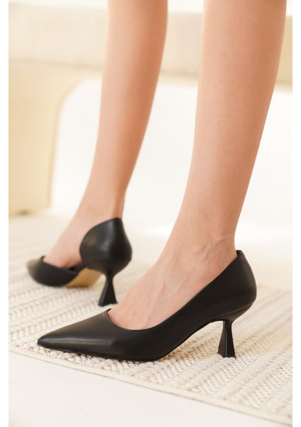 Seraphine Kadın Mat Siyah Topuklu Ayakkabı