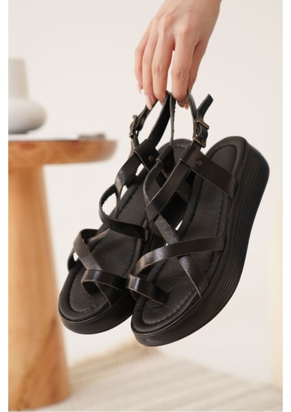 Legia Siyah Hakiki Deri Sandalet fırsatları