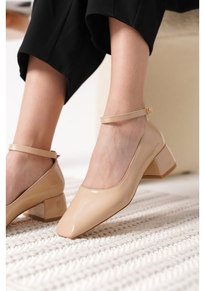 Arilla Bej Rugan Kadın Topuklu Ayakkabı