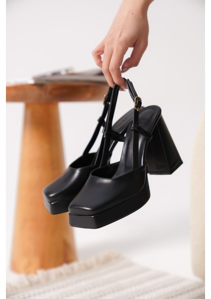 Karmen Siyah Kadın Topuklu Ayakkabı