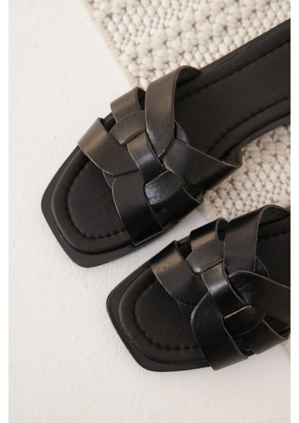 Marlen Siyah Hakiki Deri Terlik modelleri