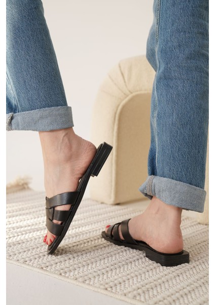 Marlen Siyah Hakiki Deri Terlik