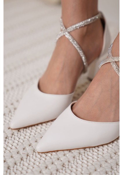 Fiona Taşlı Kadın Beyaz Topuklu Ayakkabı