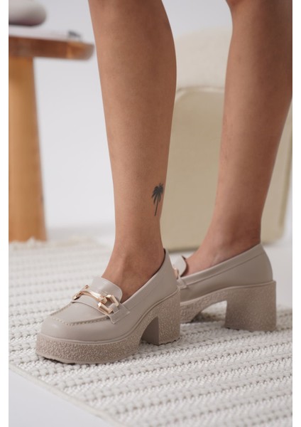 Diana Kadın Bej Günlük Ayakkabı fiyatları