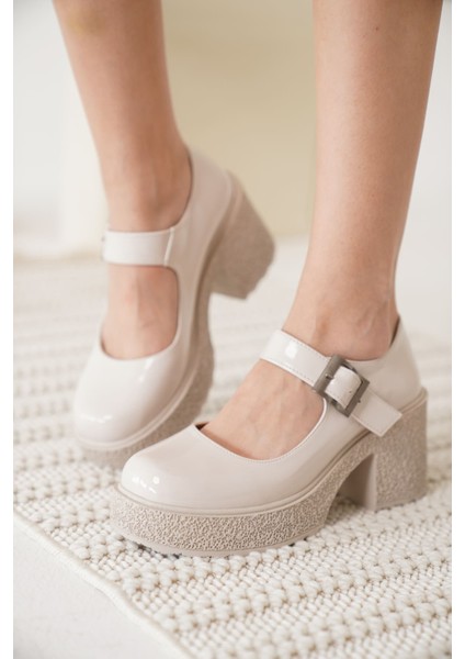 Helen Kadın Bej Rugan Günlük Ayakkabı indirimleri