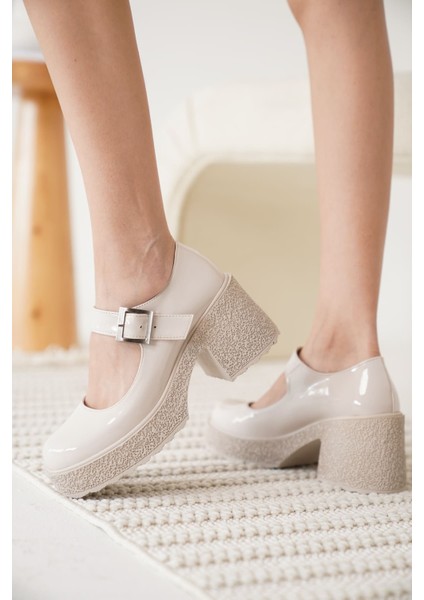 Helen Kadın Bej Rugan Günlük Ayakkabı