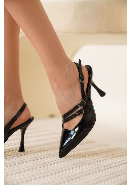 Lenora Kadın Siyah Rugan Topuklu Ayakkabı fırsatları