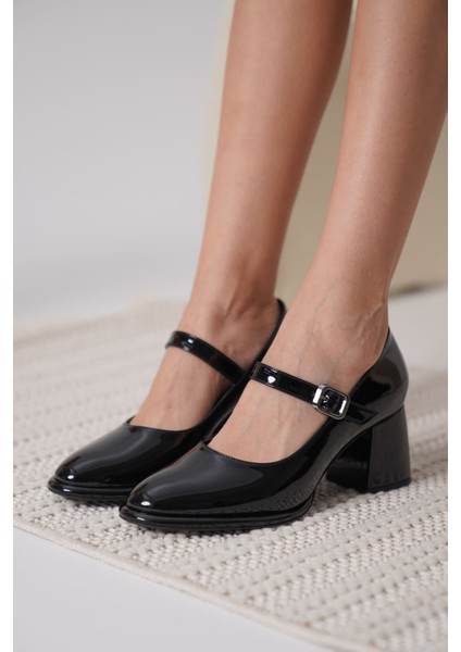 Kelly Siyah Rugan Kadın Topuklu Ayakkabı