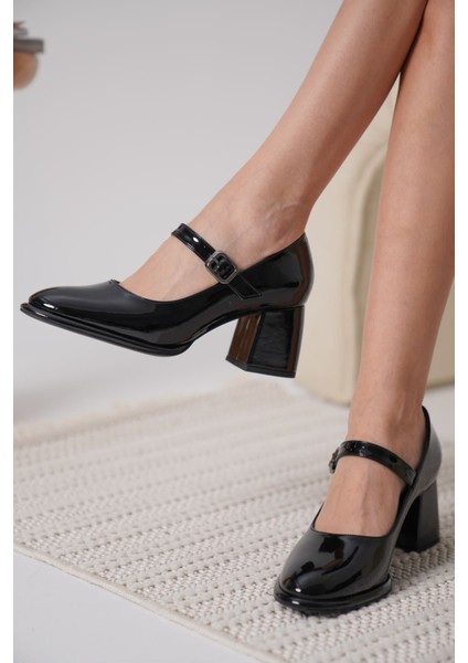 Kelly Siyah Rugan Kadın Topuklu Ayakkabı fiyatları