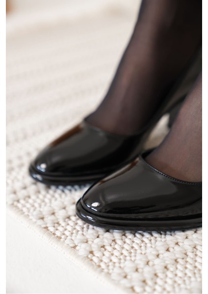 Pensy Siyah Rugan Kadın Topuklu Ayakkabı modelleri