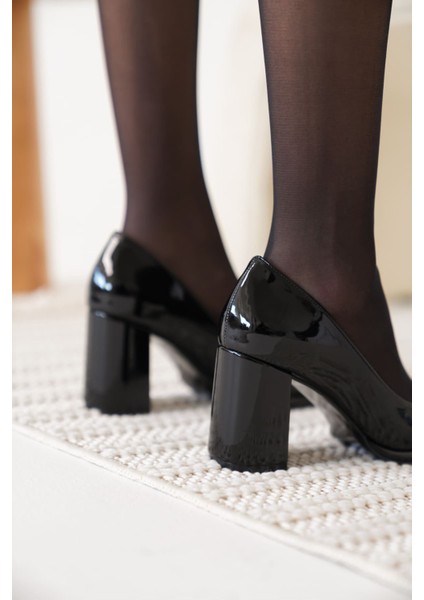 Pensy Siyah Rugan Kadın Topuklu Ayakkabı