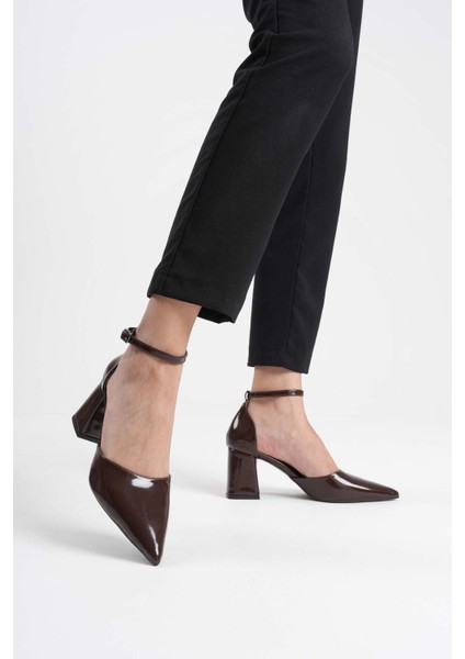 Doren Acı Kahve Rugan Kadın Topuklu Ayakkabı