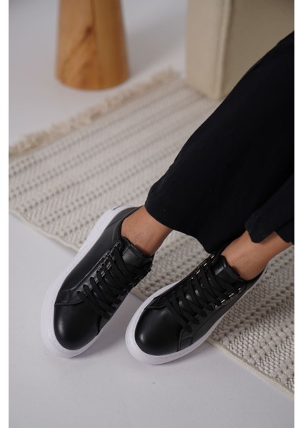 Nova Kadın Gümüş Detaylı Siyah Sneaker modelleri