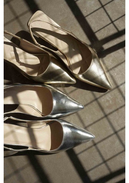 Angelica Kadın Altın Kırışık Rugan Topuklu Ayakkabı