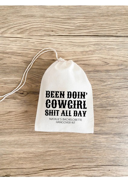 Kovboy Bekarlığa Veda Hediye Çantası: Son Rodeo Hangover Seti