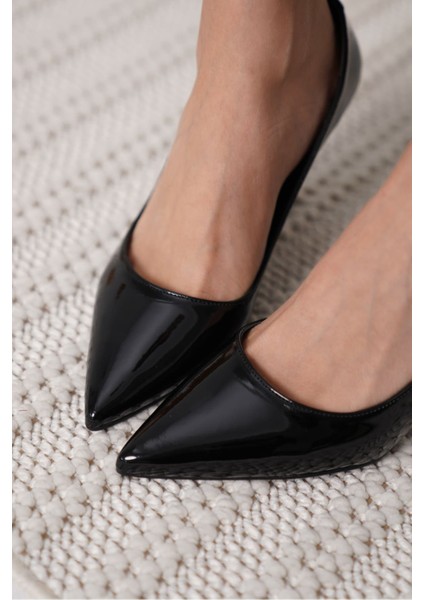 Monica Siyah Rugan Kadın Stiletto