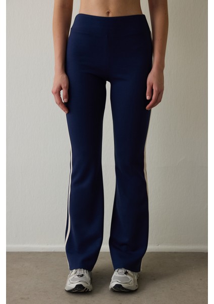 Lacivert Modal Flare (İspanyol Paça) Yüksek Bel Pantolon fiyatları