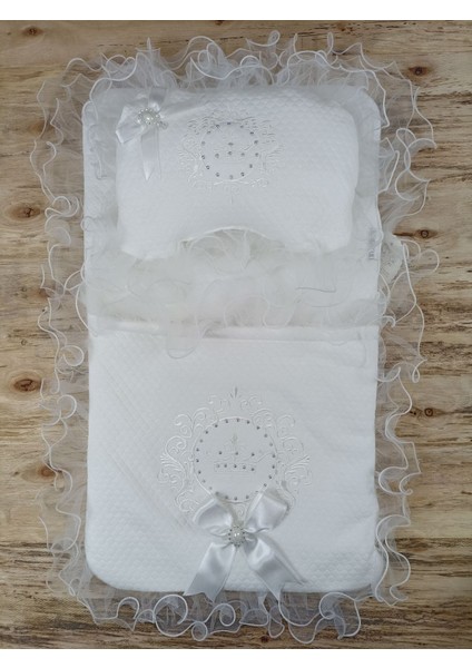 Yenidoğan Bal Peteği Taç Nakışlı Kundaklı Trilüks 3lü Alt Açma Seti fiyatları